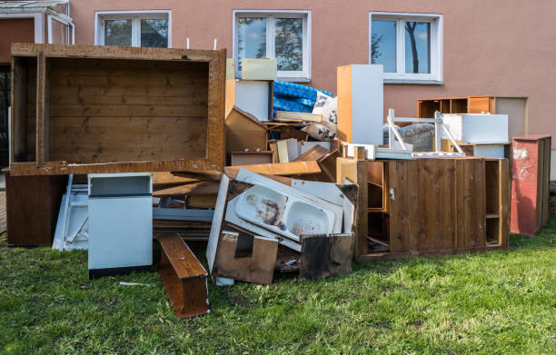 Best Construction Debris Removal  in Pleasantville, NY
